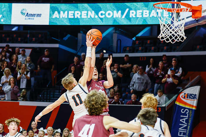 Benton Byron Illinois boys basketball March 7 2024 Nate Latsch 26545